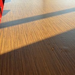 Arby's - Filthy tables