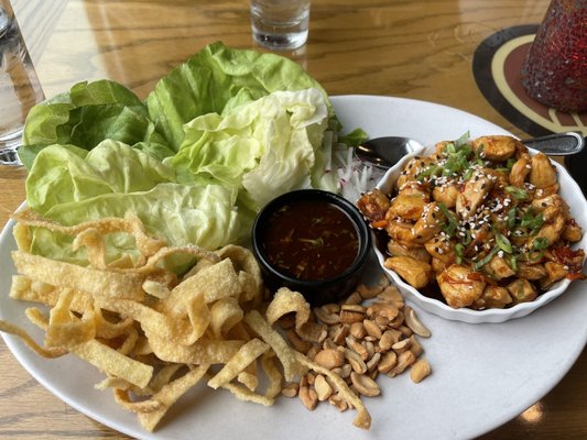 Buck & Honey's - Monona by null