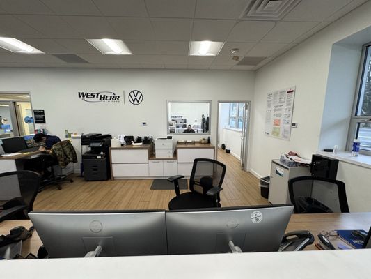 West Herr Volkswagen