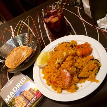 Alhambra - Paella 8.5€ - Spanish Near Me - Madrid, M Alhambra - Paella 8.5€ - Spanish Near Me - Madrid, M