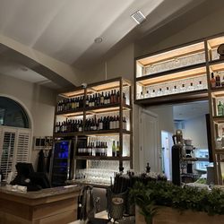 The Loretto Bistro - Bar area