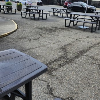 Davy's Burger Ranch - Clean spaces to sit and picnic. - Burgers Near Me - Prosser, Washington Davy's Burger Ranch - Clean spaces to sit and picnic. - Burgers Near Me - Prosser, Washington