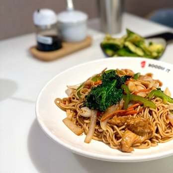 Noodle St - Stir fry noodle with chicken & standard noodle - yum! - Noodles Near Me - Irvine, California Noodle St - Stir fry noodle with chicken & standard noodle - yum! - Noodles Near Me - Irvine, California