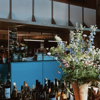 Picnic - Wine Bars Near Me - Philadelphia, Pennsylvania