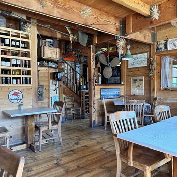 Old Stone Station - the interior of a rustic restaurant - Seafood Near Me - Cambria, California