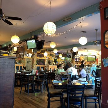 Fishack - Dining Room - Seafood Near Me - Vero Beach, Florida