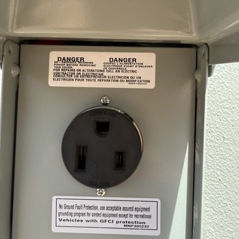 Sparks by Rabbit - Nema 60R plug installed - Electricians Near Me - Scottsdale, Arizona Sparks by Rabbit - Nema 60R plug installed - Electricians Near Me - Scottsdale, Arizona