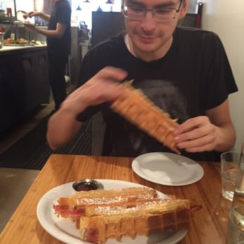 Starving Artist - No cutlery! - Canadian (New) Near Me - Toronto, Ontario Starving Artist - No cutlery! - Canadian (New) Near Me - Toronto, Ontario