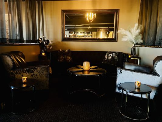 Social Bar & Lounge by null