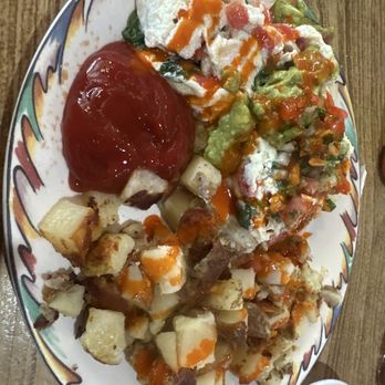 Brookfields Restaurant Sacramento - Newport Beach Egg White Omelet, drizzled with extra hot sauce and ketchup - American Near Me - Sacramento, California
