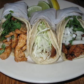 De Mole - 3 tacos - Mexican Near Me - Woodside, New York