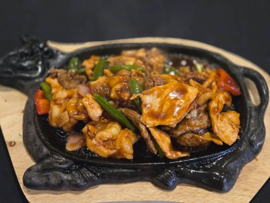 Upon The Palace by null