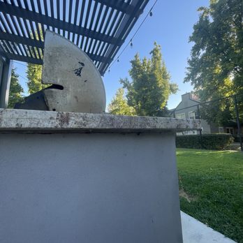 The Charleston - The bbq area is a great space for a family of black widows - Apartments Near Me - Sacramento, California The Charleston - The bbq area is a great space for a family of black widows - Apartments Near Me - Sacramento, California