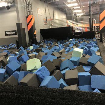 Sky Zone Trampoline Park - Inside of Skyzone - Trampoline Parks Near Me - Fort Myers, Florida Sky Zone Trampoline Park - Inside of Skyzone - Trampoline Parks Near Me - Fort Myers, Florida
