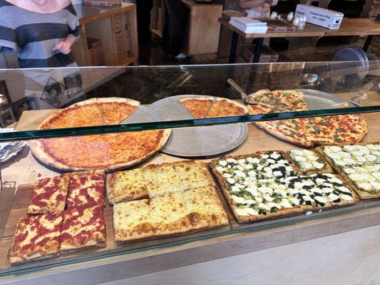 Franco's Pizzeria by null
