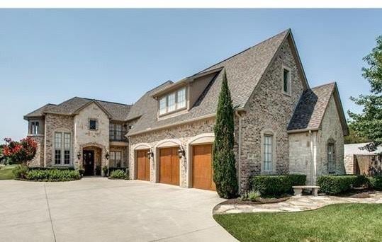 Slide of Eagle Roofing & Construction