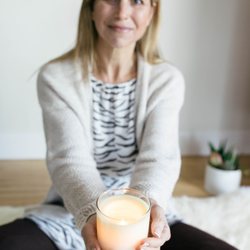 Shara Ogin, Intuitive Coaching - You are the Light. My work is to help remove the cobwebs!