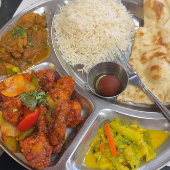 Himalayan Bistro Oceanside - Chicken curry - Indian Near Me - Oceanside, California