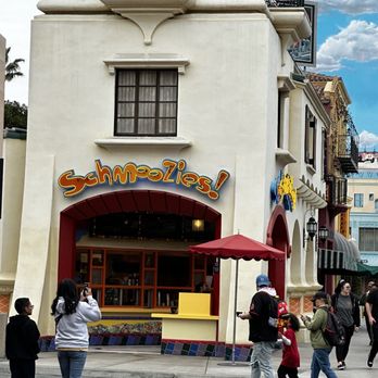 Schmoozies! - Front - Coffee & Tea Near Me - Anaheim, California Schmoozies! - Front - Coffee & Tea Near Me - Anaheim, California