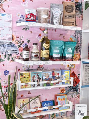 Partybus Bakeshop by null