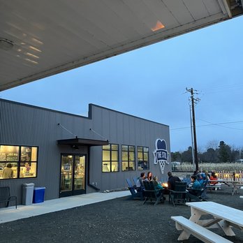The Stil - 2nd outside firepit - Ice Cream & Frozen Yogurt Near Me - Boise, Idaho