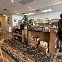 Golden Boy Market & Deli - Interior