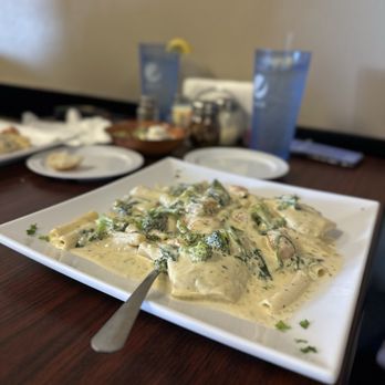 Joe’s Italian - Chicken Madomia - Pizza Near Me - DeRidder, Louisiana Joe’s Italian - Chicken Madomia - Pizza Near Me - DeRidder, Louisiana