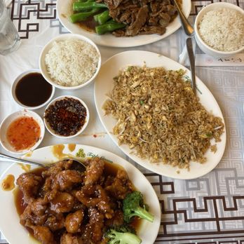 Triple Crown Restaurant - Dim Sum Near Me - Chicago, Illinois Triple Crown Restaurant - Dim Sum Near Me - Chicago, Illinois
