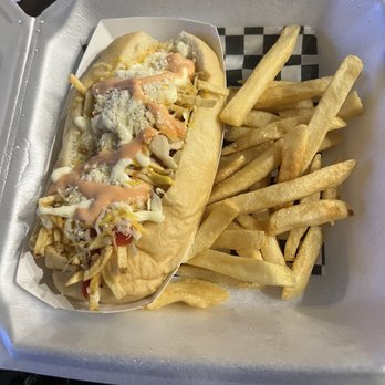 Latin +58 - Californiano Hot Dog - Venezuelan Near Me - Conroe, Texas