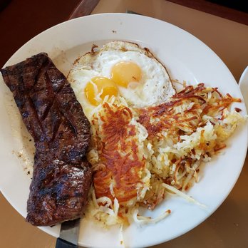 Elly's Pancake House - Skirt steak - Breakfast & Brunch Near Me - Glenview, Illinois