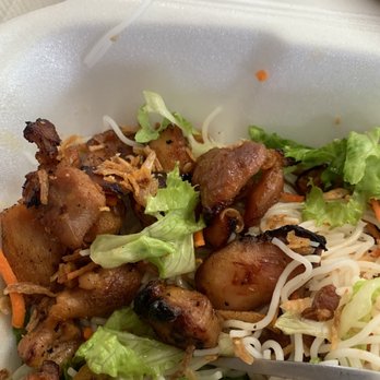 District 7 Pho - Chicken diced up, no longer strips. - Vietnamese Near Me - Las Vegas, Nevada District 7 Pho - Chicken diced up, no longer strips. - Vietnamese Near Me - Las Vegas, Nevada