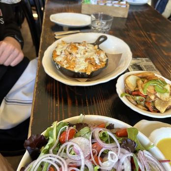 Jacob's Pickles - Mac and cheese and House Salad - Comfort Food Near Me - New York, New York