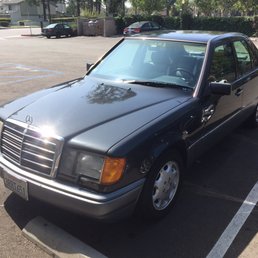 1992 400E needed front brake calipers -- very hard to find part for this 26 year old E-class but Universal German Auto came through for me.
