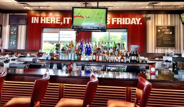 TGI Fridays by null