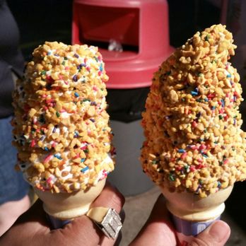 Dairy Witch Ice Cream - Soft serve with crunch - Ice Cream & Frozen Yogurt Near Me - Salem, Massachusetts