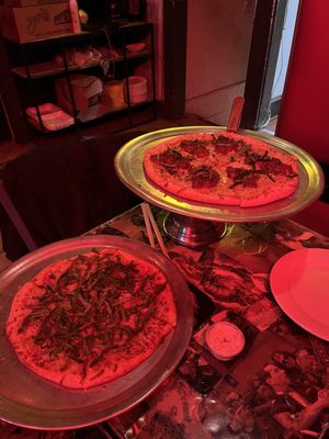 Hot For Pizza by null