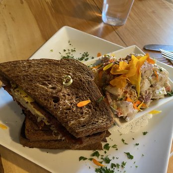 Mike's Cafe & Wine Bar - Bars Near Me - Friday Harbor, Washington Mike's Cafe & Wine Bar - Bars Near Me - Friday Harbor, Washington