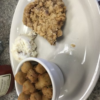 Blue Bonnet Cafe - Chicken fried steak with fried okra and mashed potatoes - Desserts Near Me - Marble Falls, Texas