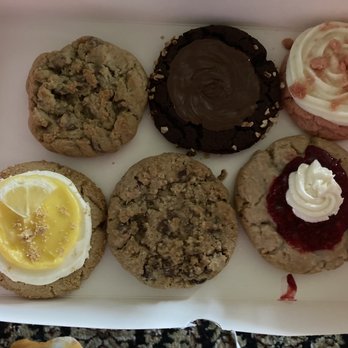 Crumbl - Dyer - Nam name - Bakeries Near Me - Dyer, Indiana