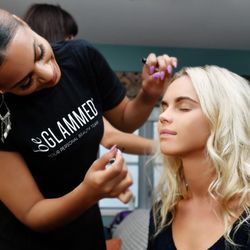 Priv - Behind the scenes: beGlammed stylists touching up models during a photoshoot
