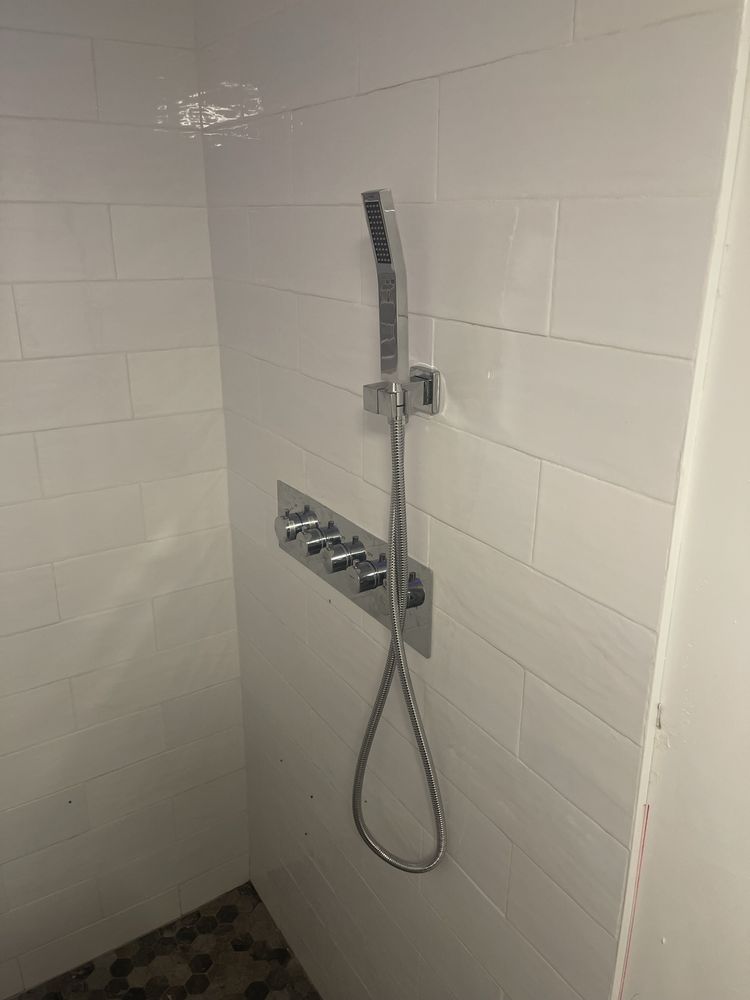 Slide of Ochoa Plumber and Service