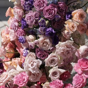 A-Class Flowers - Flowers & Gifts Near Me - Los Angeles, California
