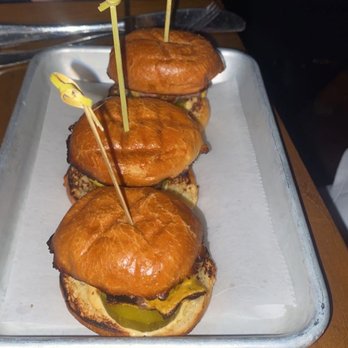 Refinery Rooftop - Sliders - Lounges Near Me - New York, New York