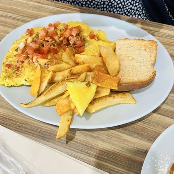 @ The Diner - Tex mex omelette - Breakfast & Brunch Near Me - Orlando, Florida