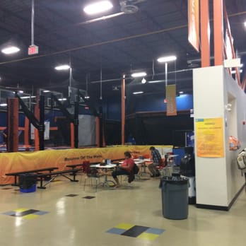 Sky Zone - Trampoline Parks Near Me - Ottawa, Ontario