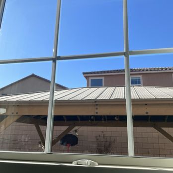 Delux Windows and Glass - Photo after replaced looks the same way it was before broken - Windows Installation Near Me - Las Vegas, Nevada