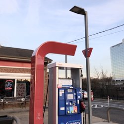 Shirlington Road Exxon