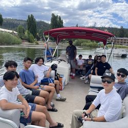 Pine Knot Marina - Pontoon time!!