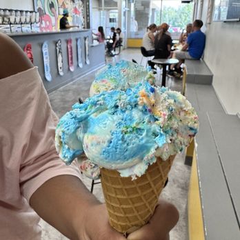 Smoove Ice Cream Bar - Birthday party - Desserts Near Me - Saskatoon, Saskatchewan Smoove Ice Cream Bar - Birthday party - Desserts Near Me - Saskatoon, Saskatchewan