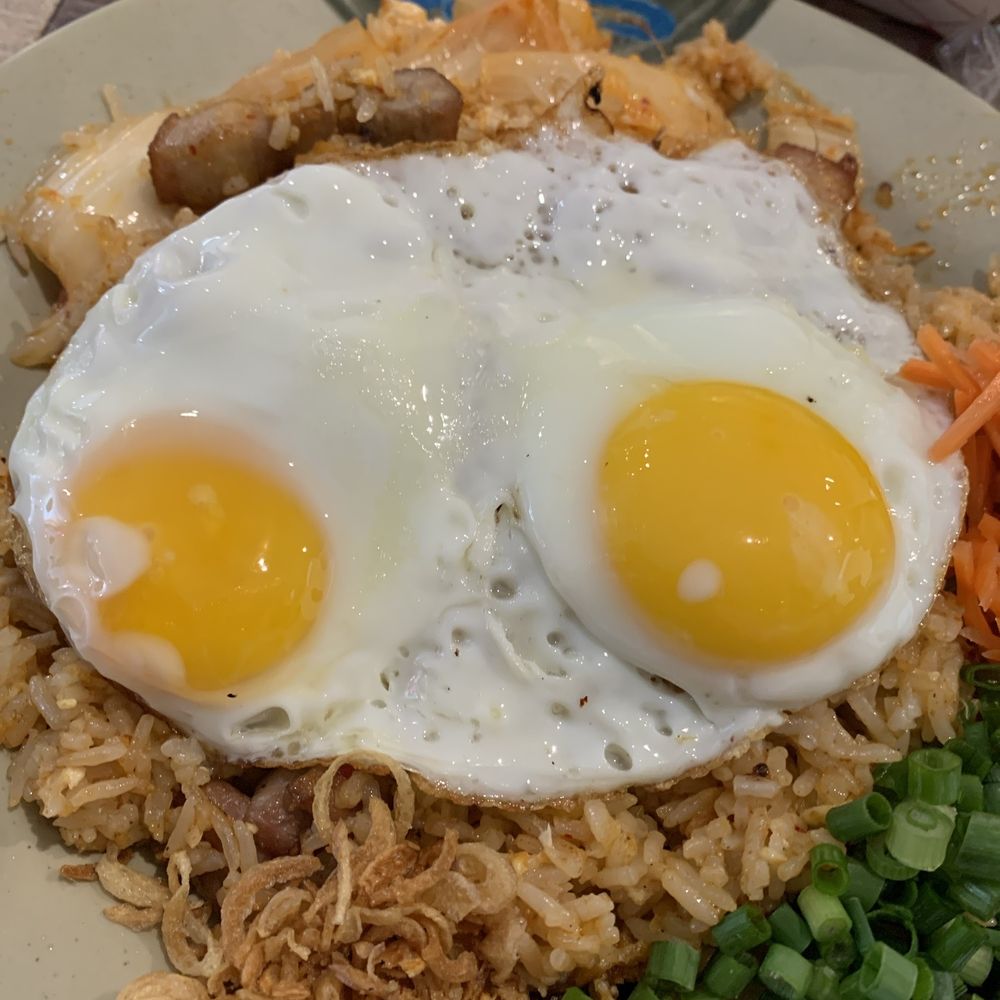 Sooooo gooood! Must buy and eat ohh Lala fried rice Sooooo gooood! Must buy and eat ohh Lala fried rice
